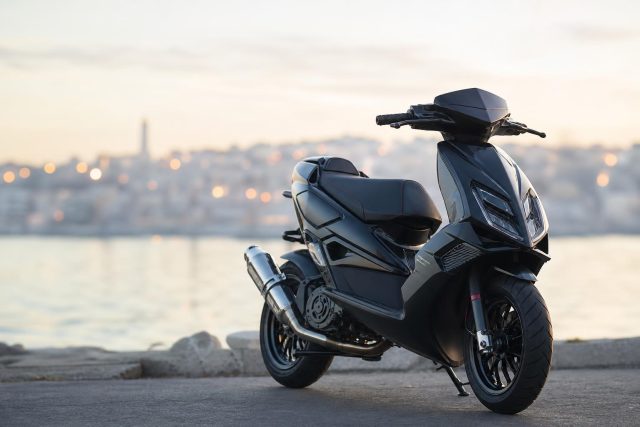 transformez-votre-scooter-en-bolide-racing-avec-ces-astuces-inspirantes